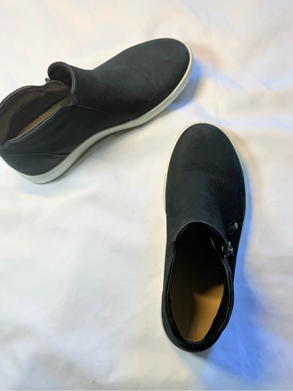 ECCO Soft 7 High Top Zip Leather Booties Sneakers Black Size EU 37 / US 6-6.5